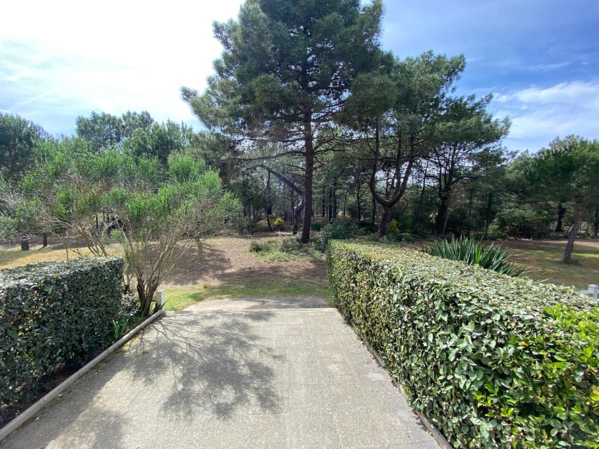 Au Bord De Apartment