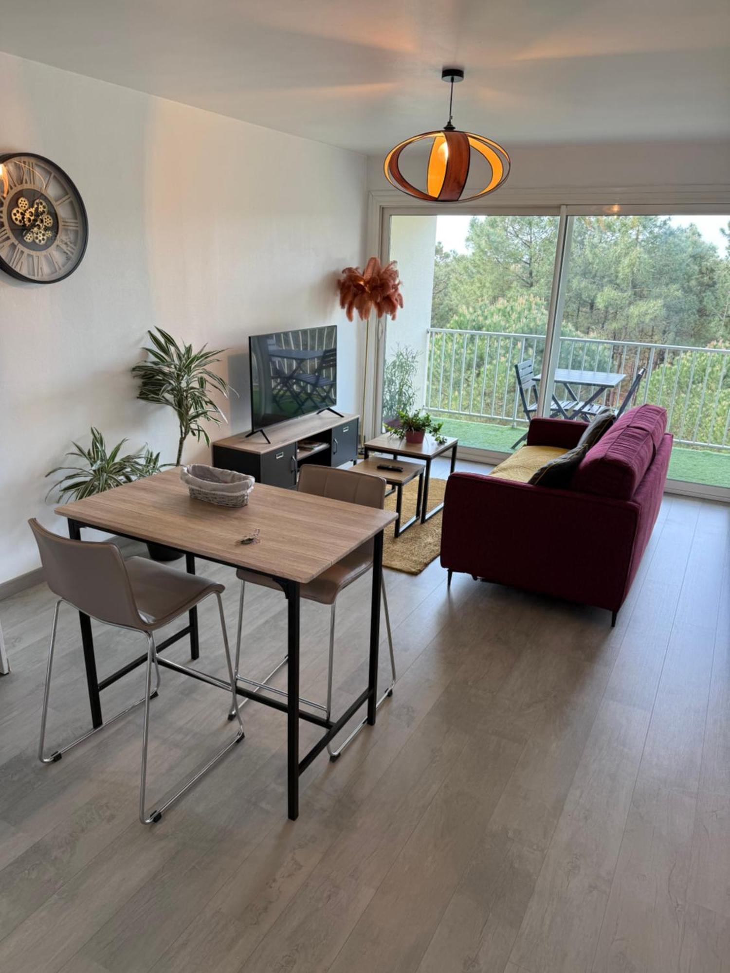 Apartment Au Bord De *